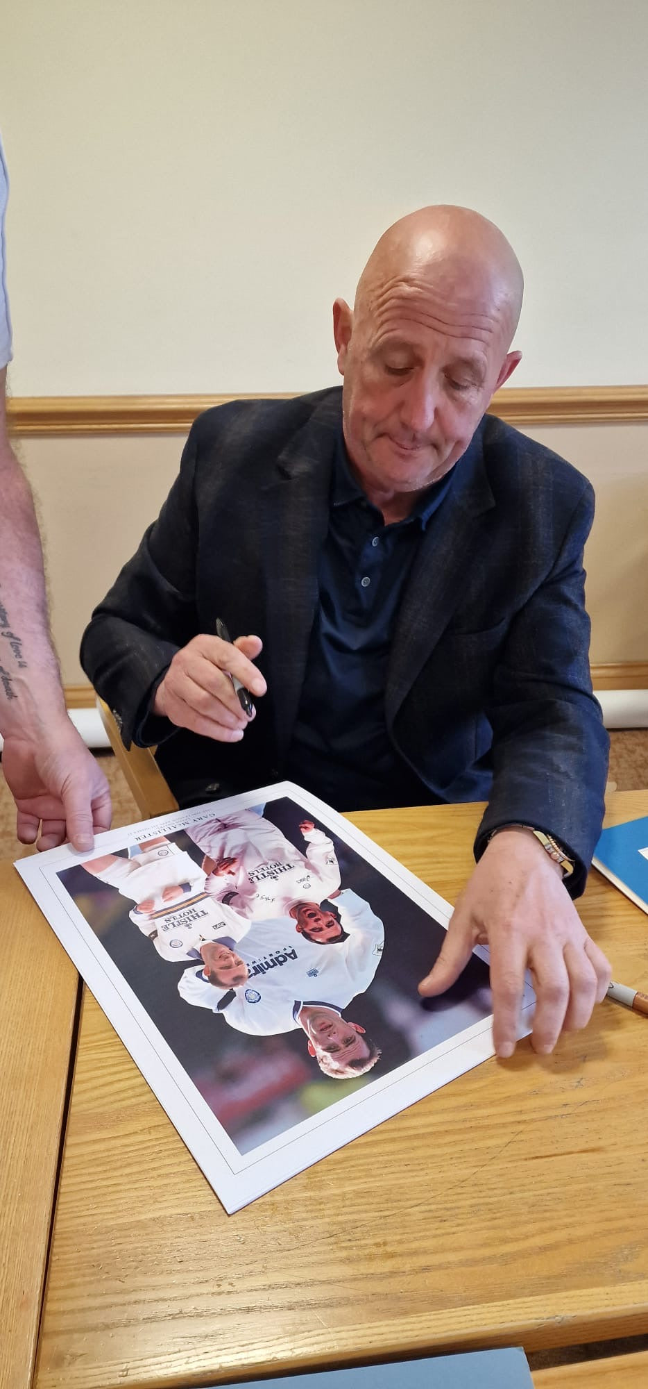 Leeds United Gary McAllister personally signed limited edition print