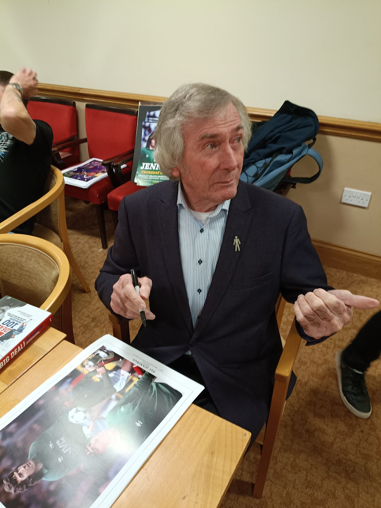Arsenal Tottenham Hotspur & Northern Ireland Pat Jennings Wembley Greats personally signed