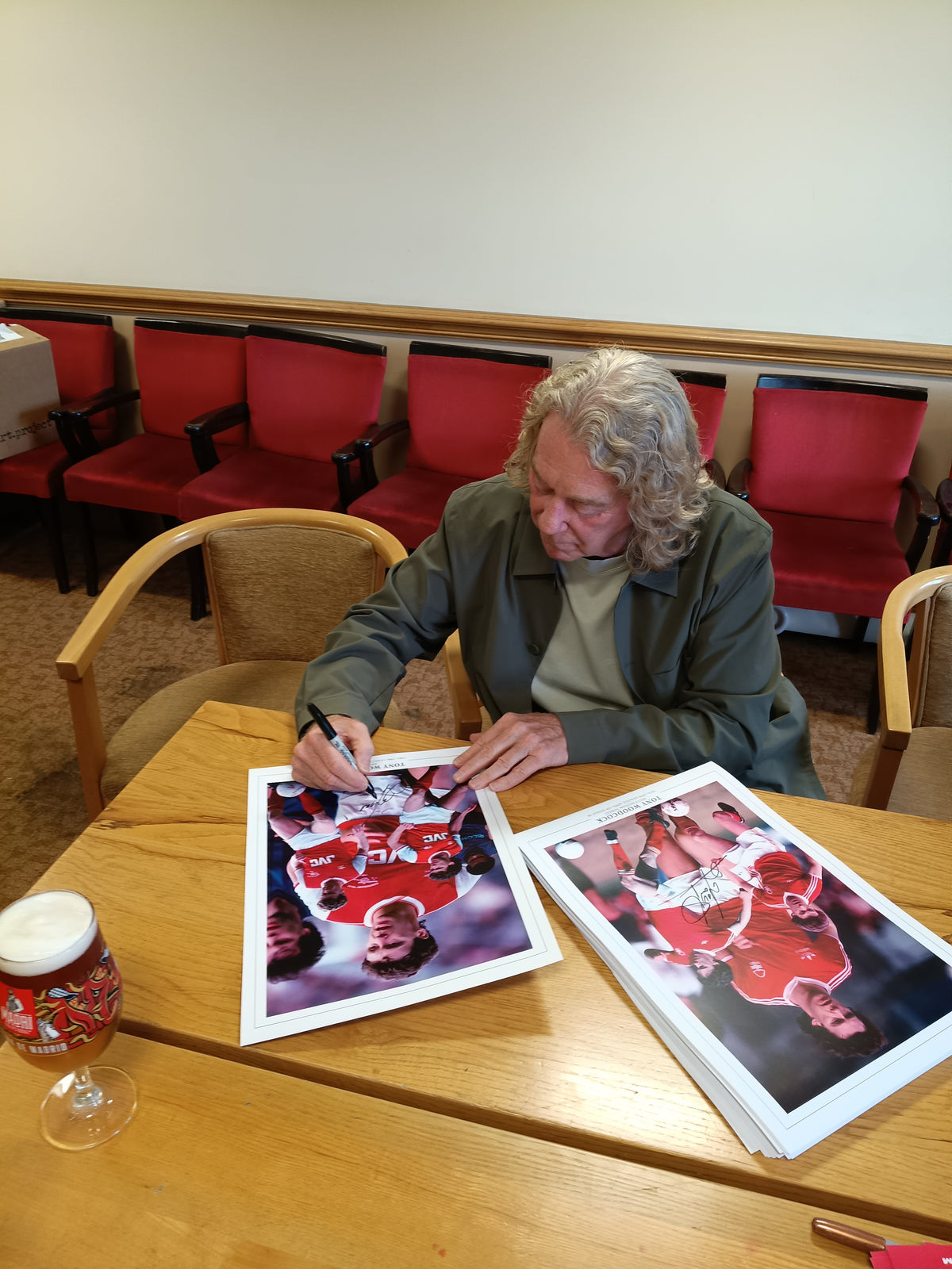Arsenal Tony Woodcock personally signed montage