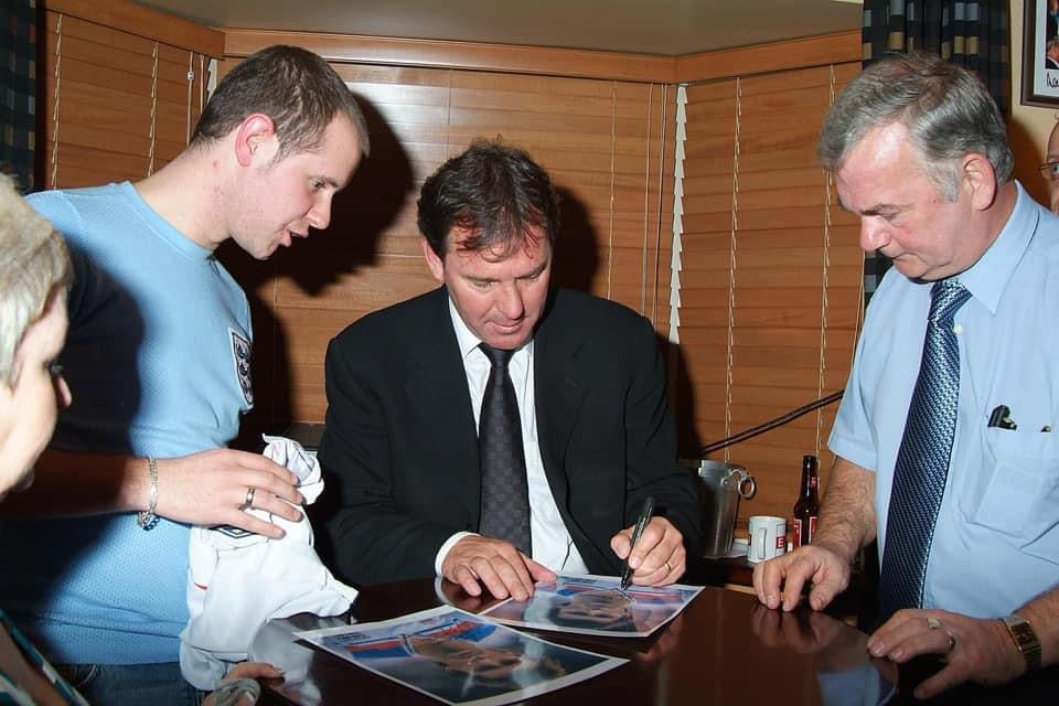 West Bromwich Albion Bryan Robson personally signed photograph