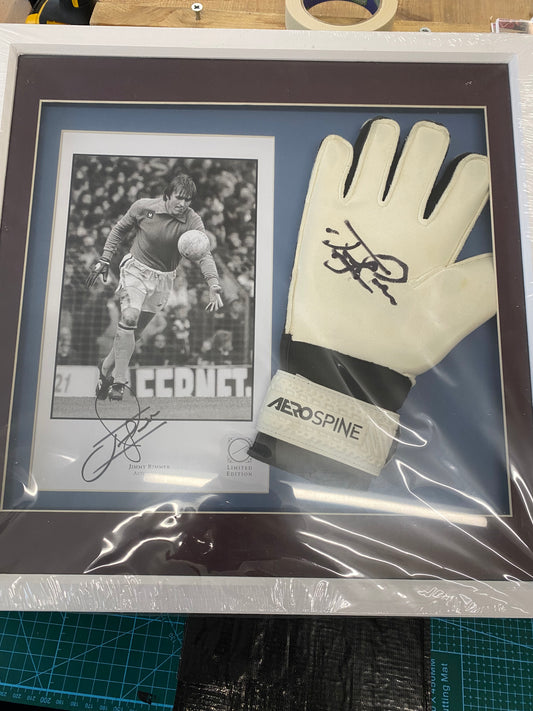 Aston Villa Jimmy Rimmer personally signed glove display.