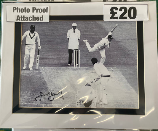 Cricket Geoffrey Boycott bowling personally signed photograph