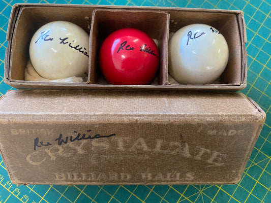 Snooker Rex Williams personally signed Billiard ball set (pre 1970’s)