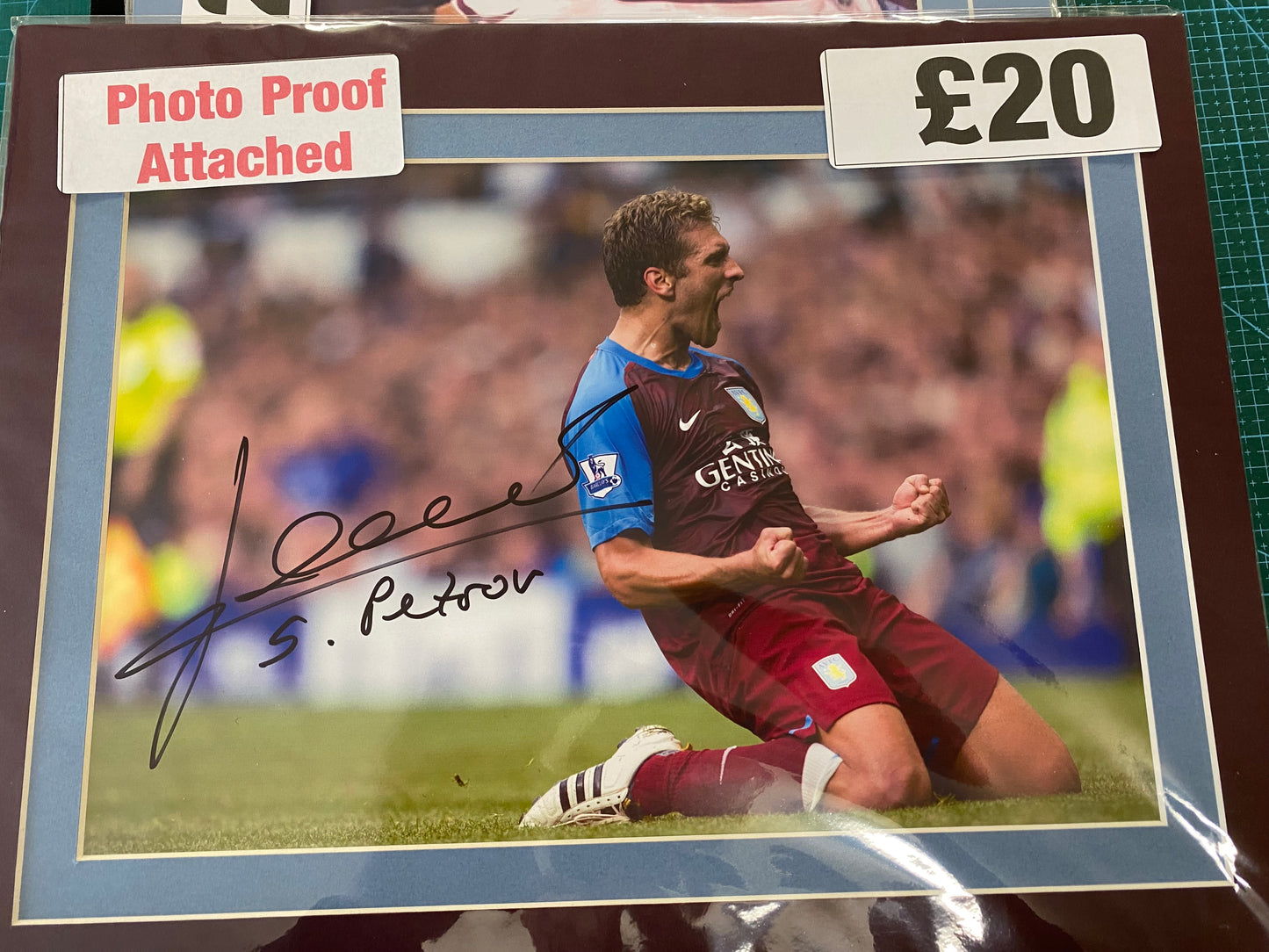 Aston Villa Stiliyan Petrov personally signed photograph