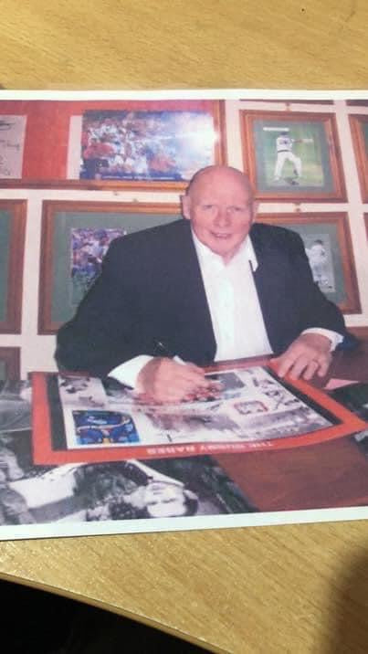 Manchester United manager Wilf McGuinness personally signed photograph