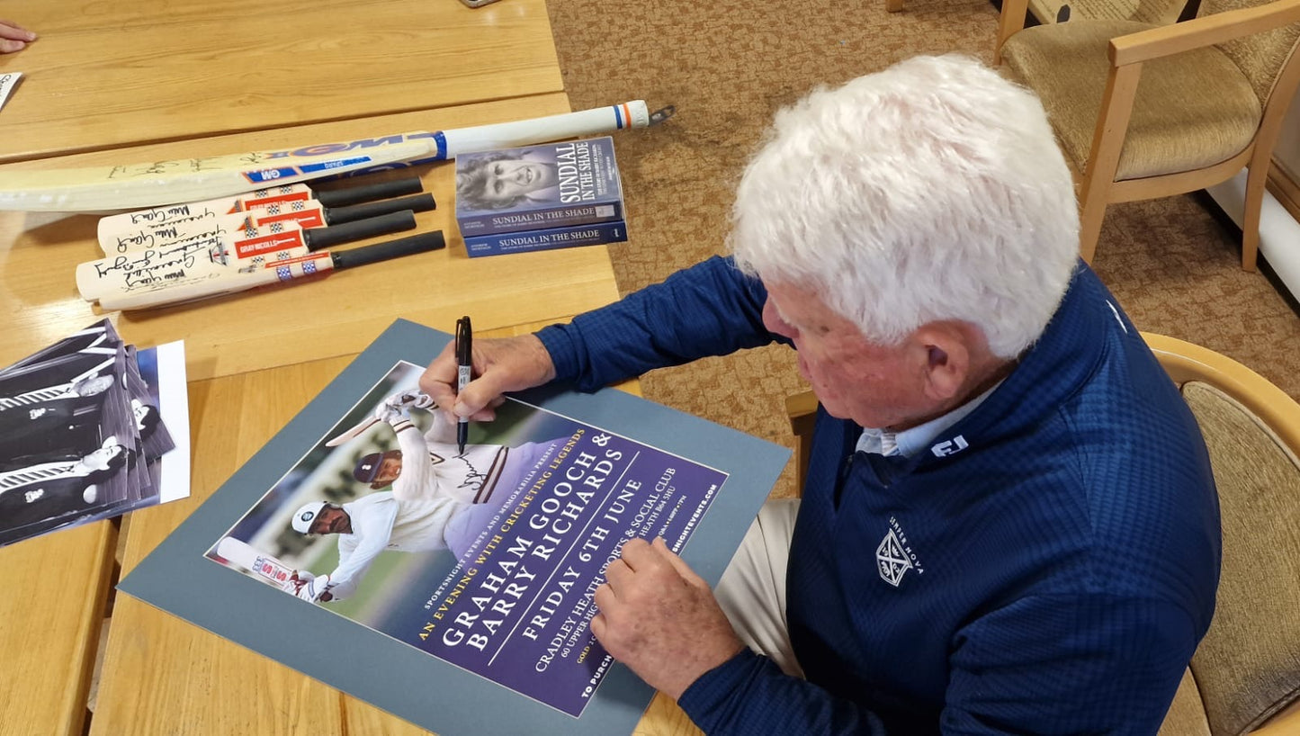Cricket South Africa Barry Richards personally signed mini S/A bat