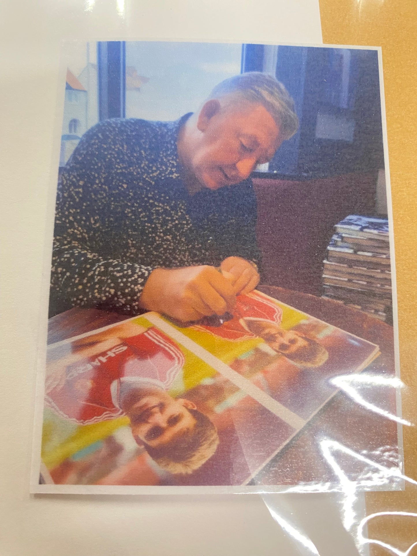 Manchester United Norman Whiteside personally signed photograph