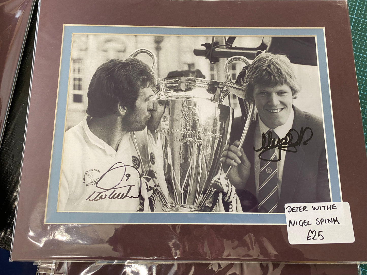 Aston Villa 1982 European Cup Final Peter Withe & Nigel Spink personally photograph