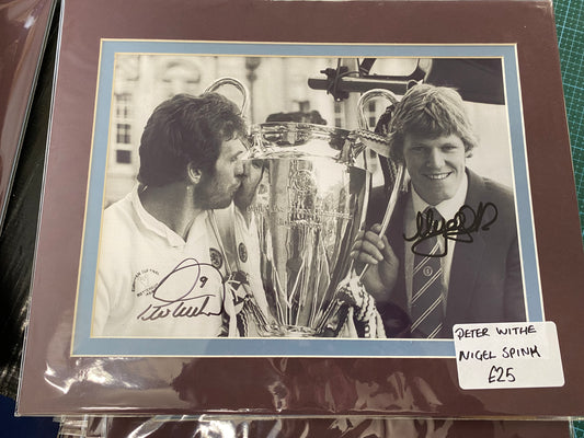 Aston Villa 1982 European Cup Final Peter Withe & Nigel Spink personally photograph