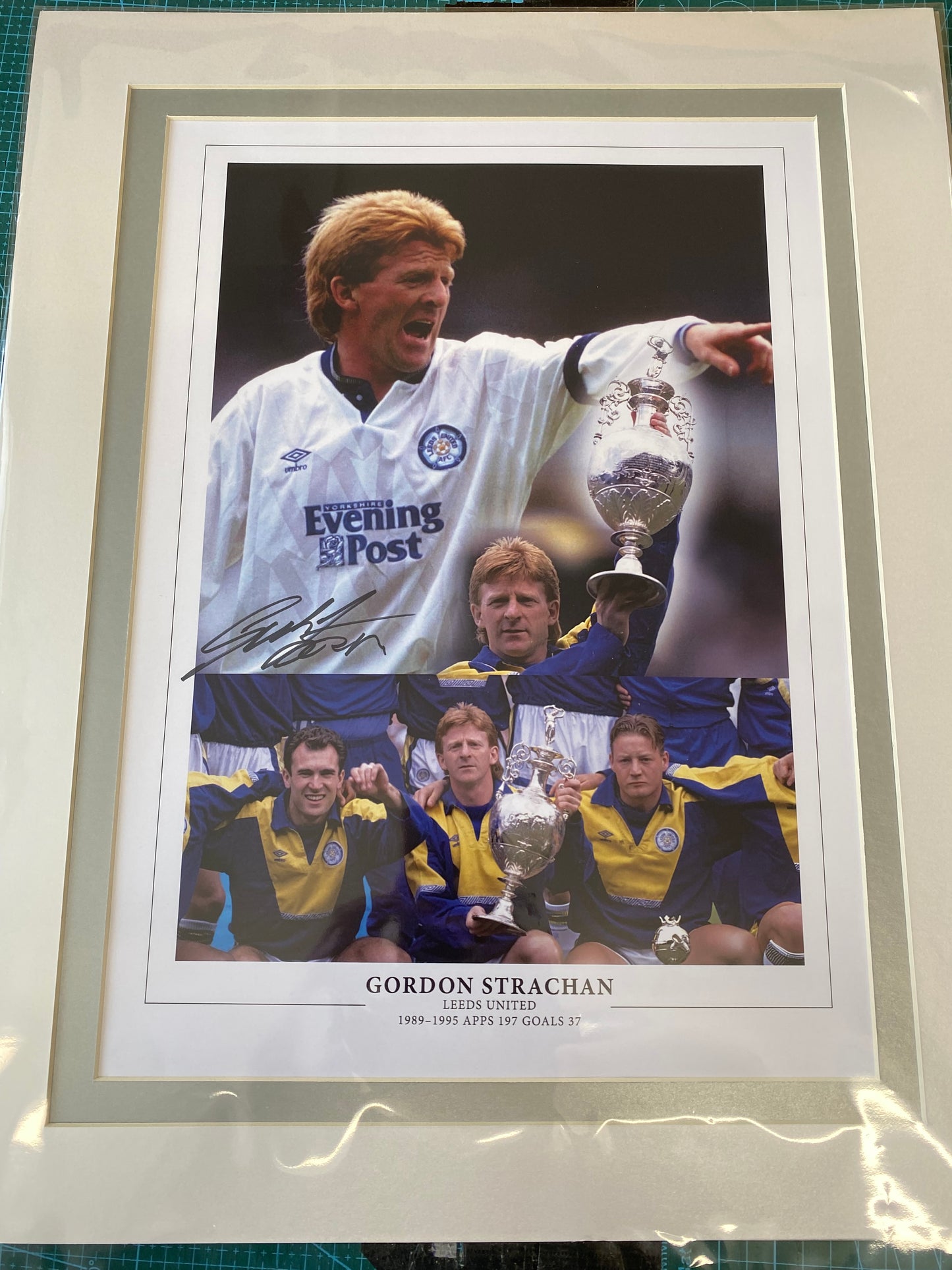 Leeds United Gordon Strachan personally signed limited edition print