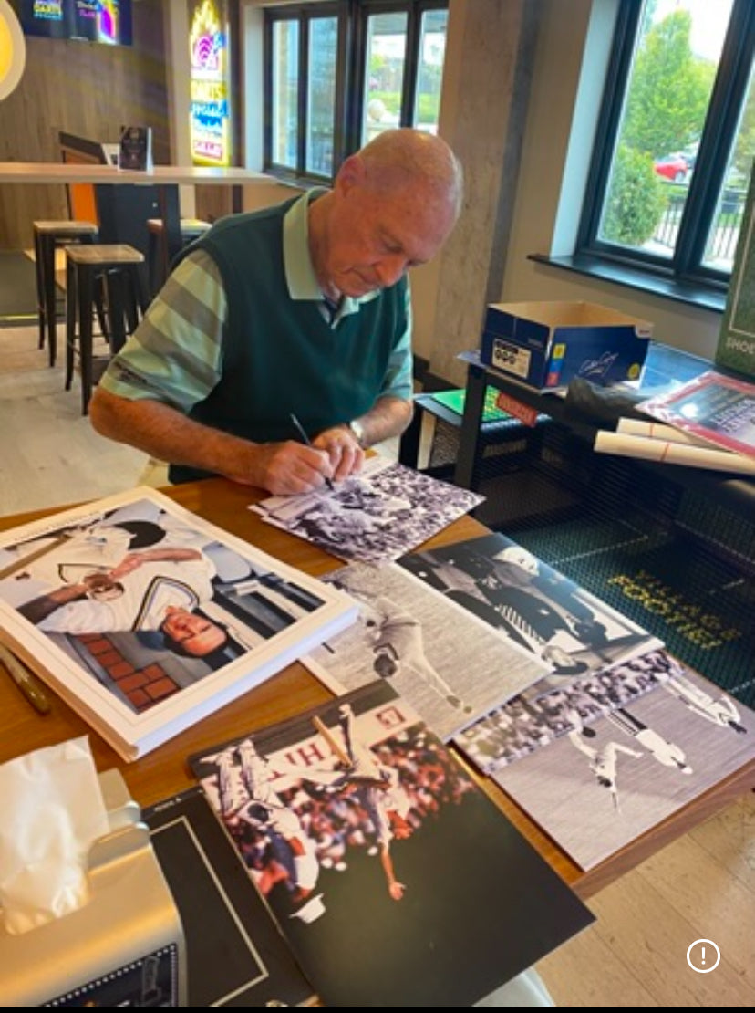 Cricket Geoffrey Boycott & Roland Butcher personally signed photograph