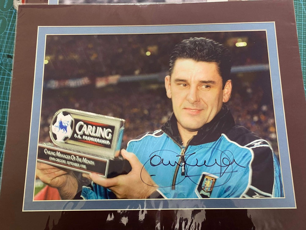 Aston Villa John Gregory personally signed photograph