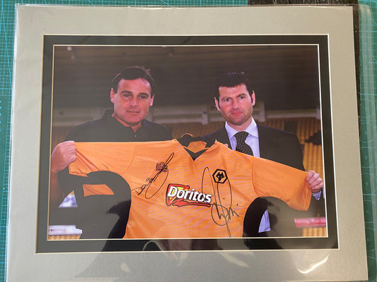 Wolverhampton Wanderers Denis Irwin & Dave Jones personally signed print.