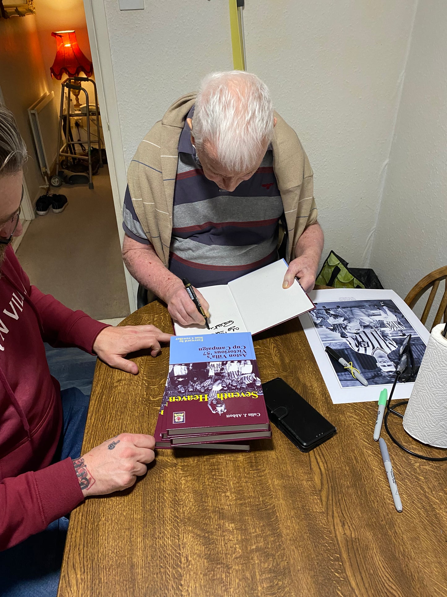 Aston Villa Seventh Heaven 1957 FA Cup book personally signed by Peter Mcparland & Stan Crowther