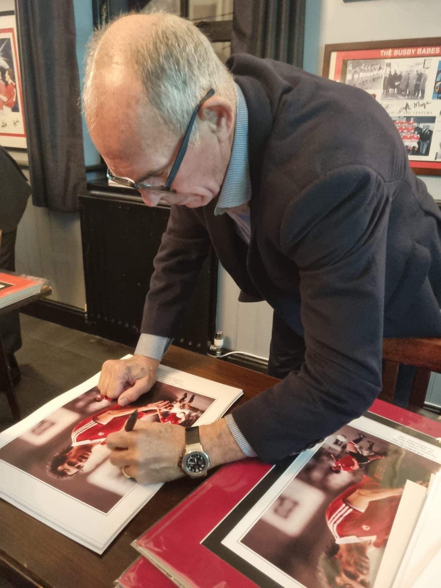 Manchester United Joe Jordan personally signed photograph