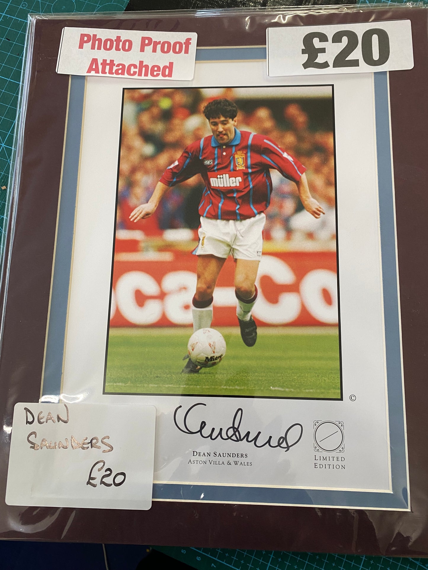 Aston Villa Dean Saunders personally signed print