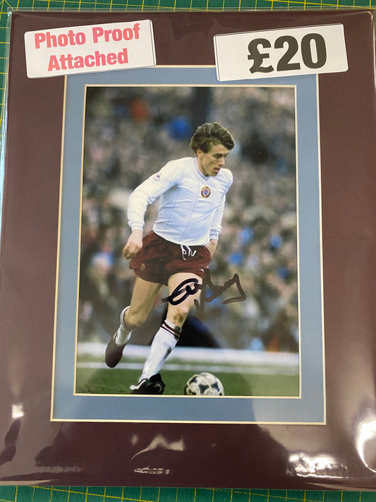 Aston Villa Tony Morley personally signed photograph