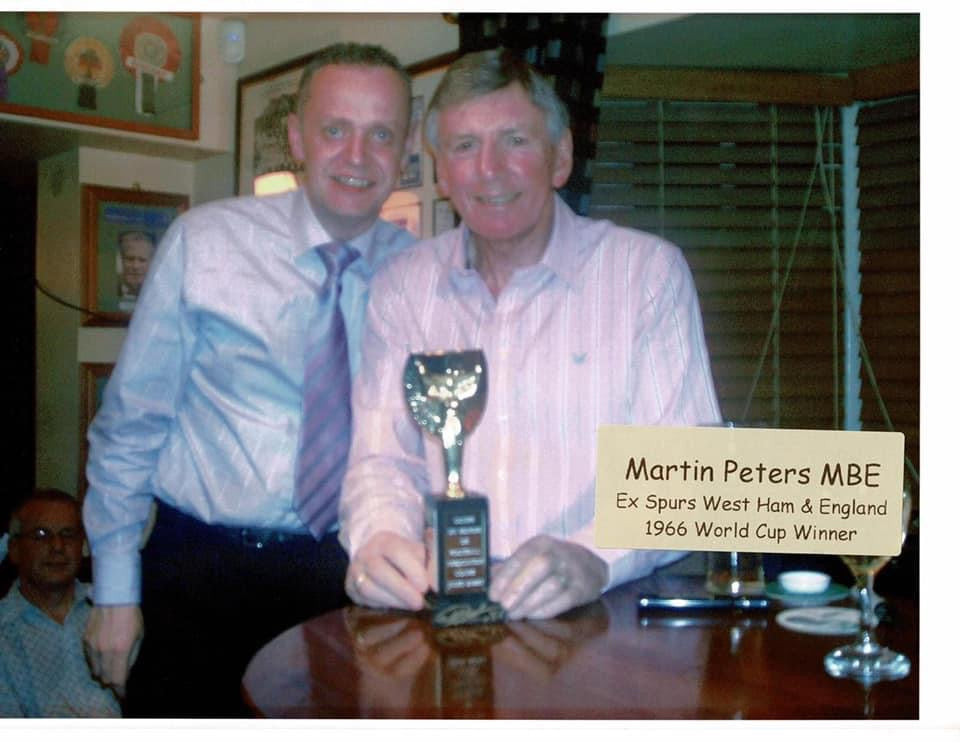 England 1966 legend Martin Peters personally signed display