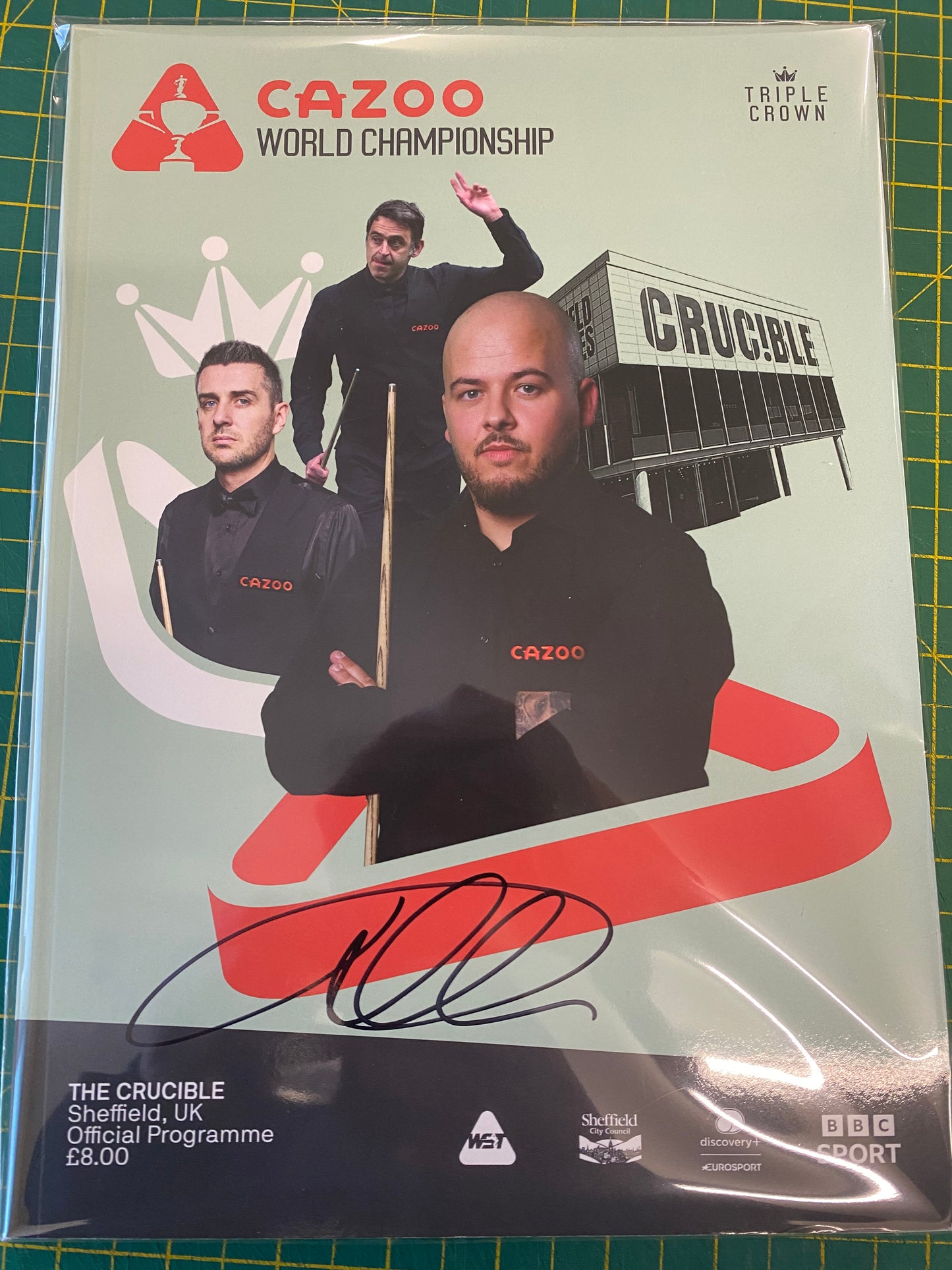 Snooker John Higgins personally signed 2024 World Championships Crucible programme