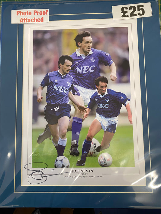 Everton Pat Nevin Personally signed limited edition print