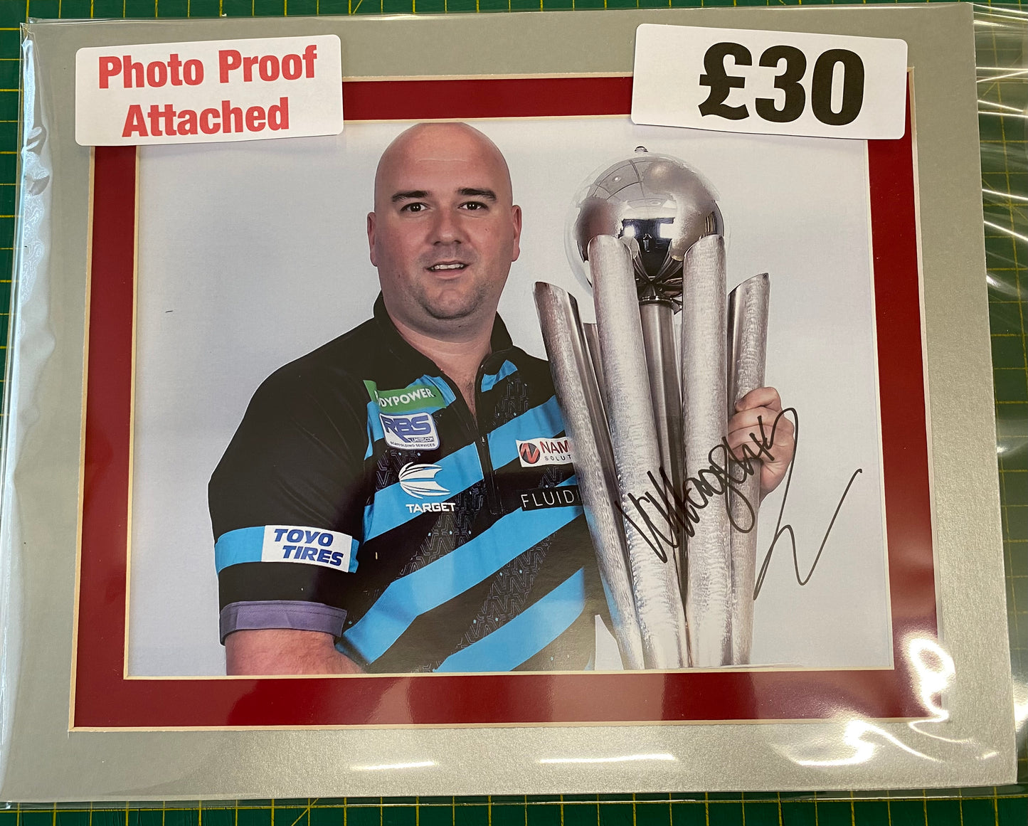 Darts Rob Cross personally signed photograph