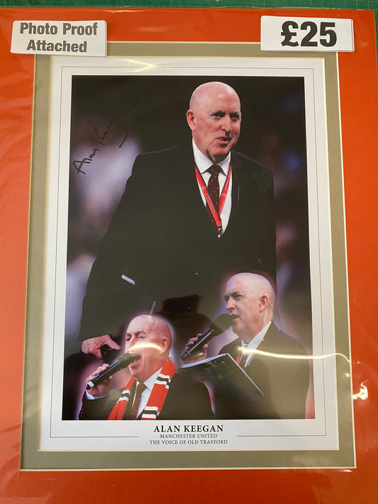 Manchester United Alan Keegan The Voice of Old Trafford personally signed limited edition montage