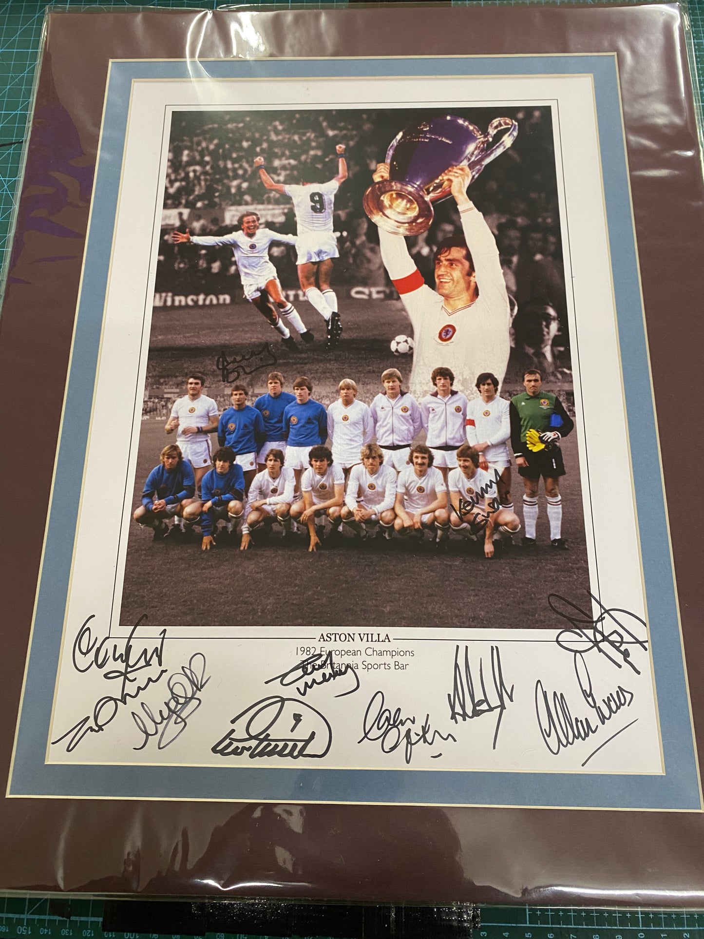 Aston Villa Multi signed 1982 European Cup Final personally signed by 11