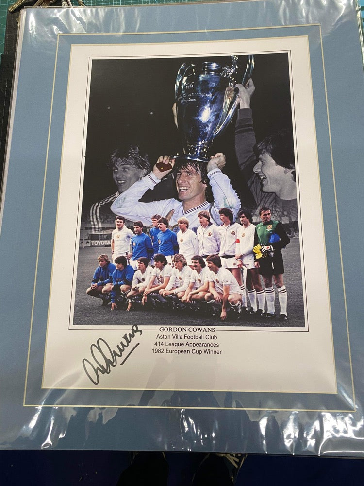 Aston Villa Gordon Cowans personally signed limited edition print