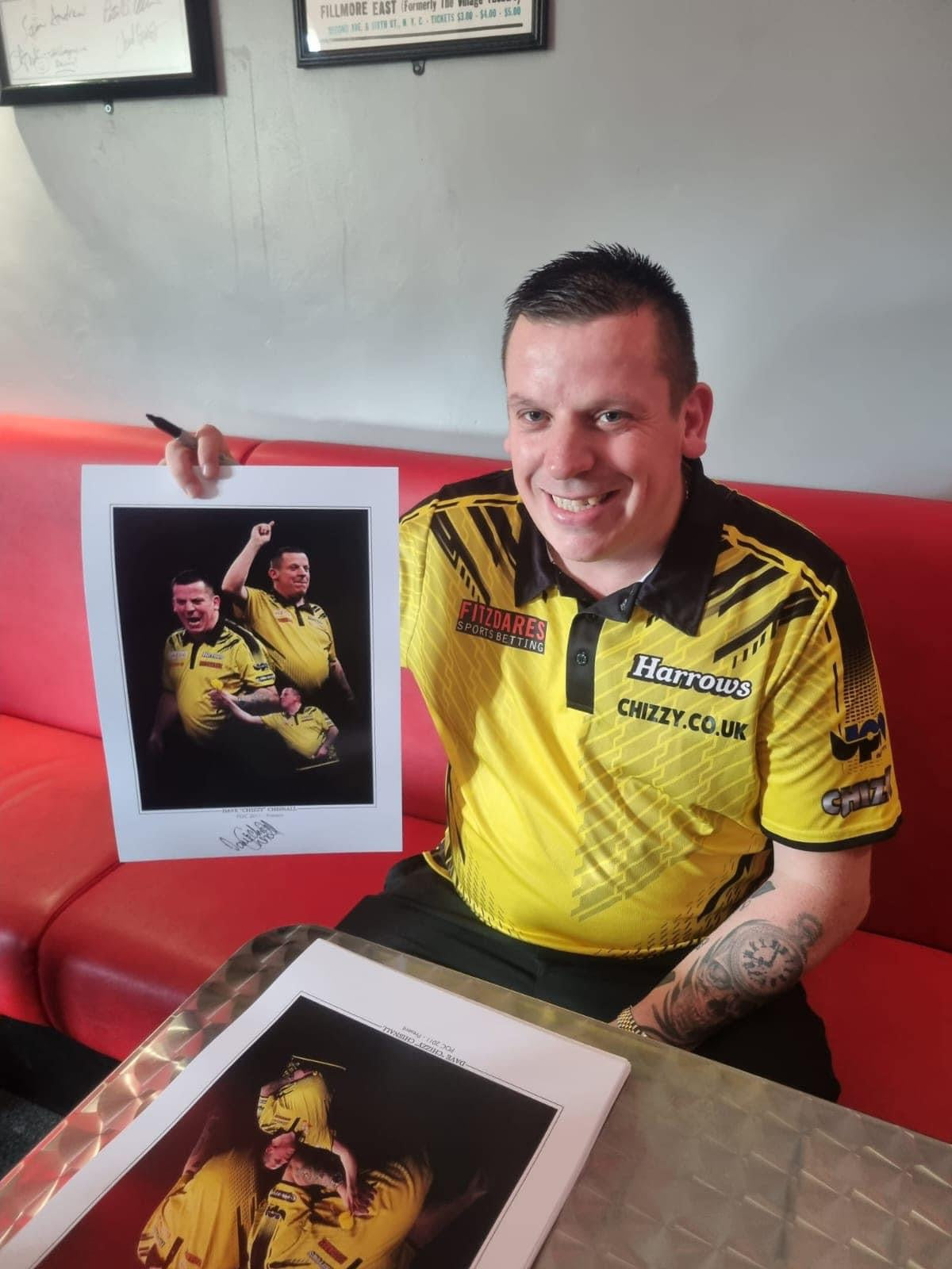 Darts Dave Chisnall personally signed limited edition print