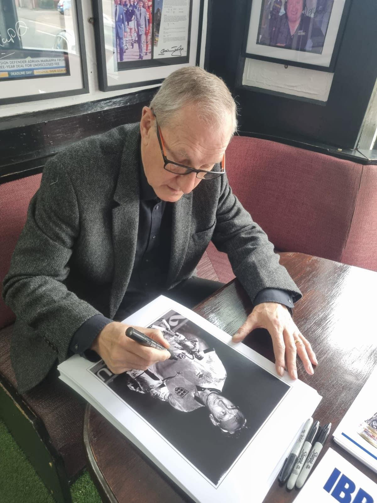 Ipswich Town Terry Butcher personally signed photograph