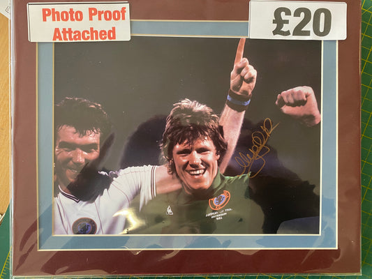 Aston Villa Nigel Spink 1982 European Cup Final personally signed photograph