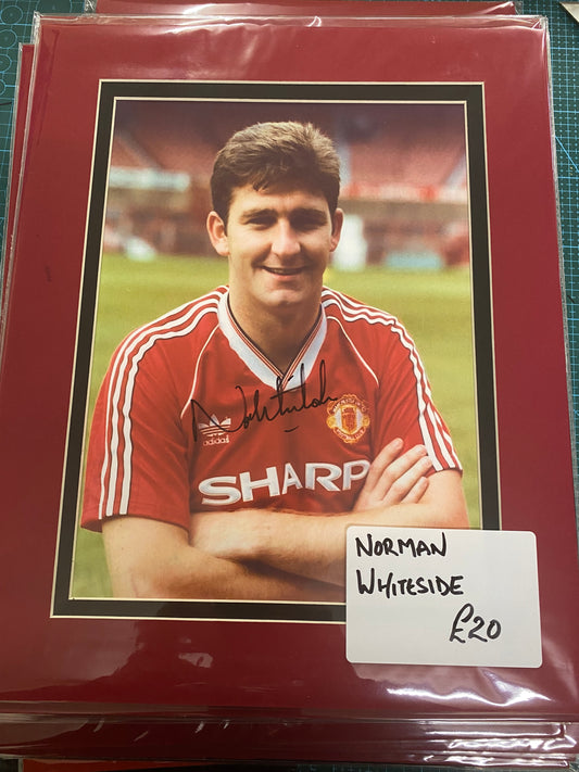 Manchester United Norman Whiteside personally signed photograph