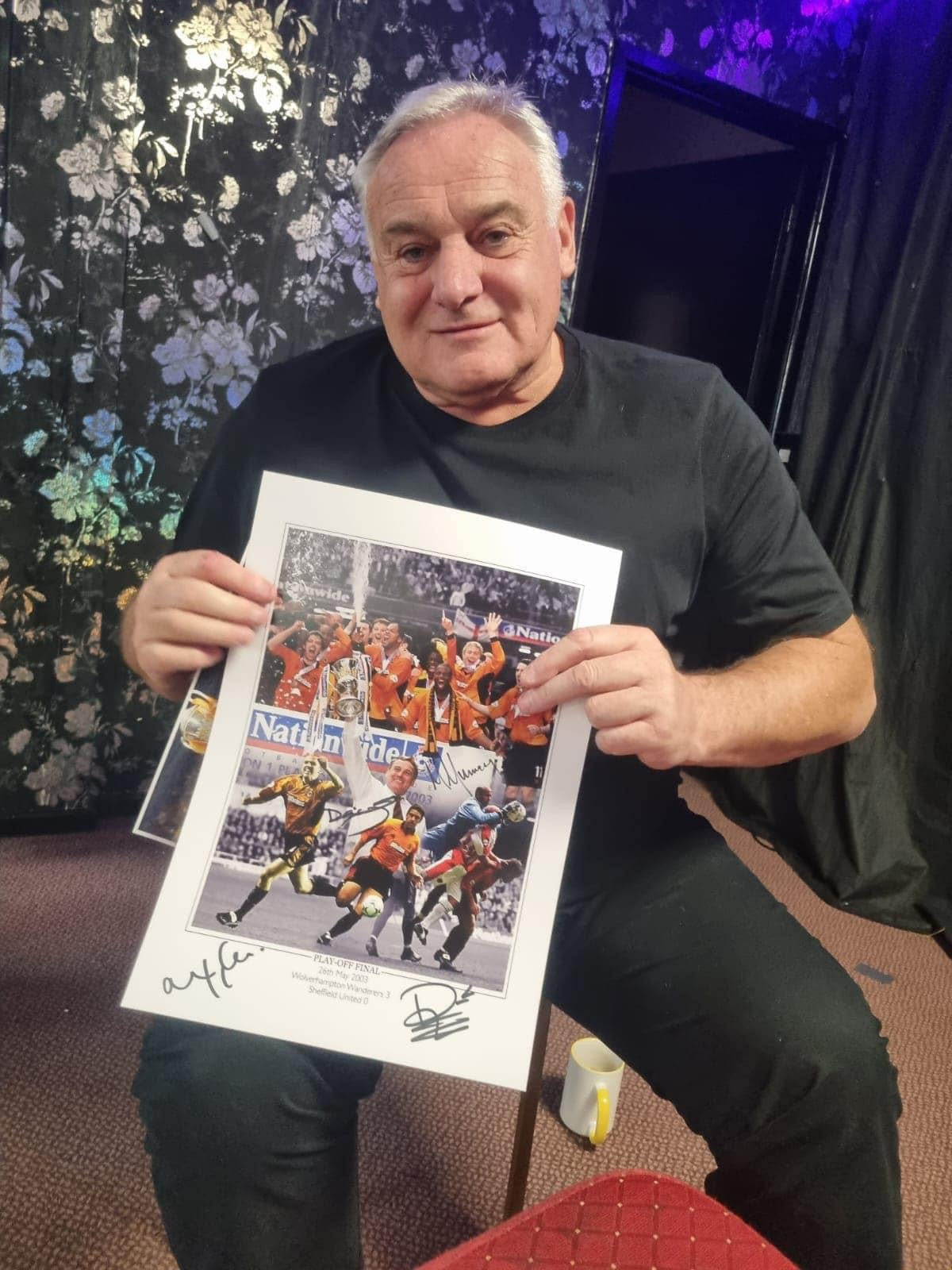 Wolverhampton Wanderers Manager Dave Jones personally signed photograph