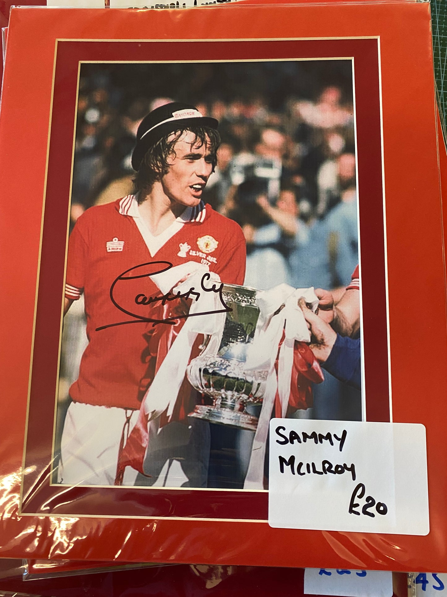 Manchester United Sammy Mcllroy personally signed photograph