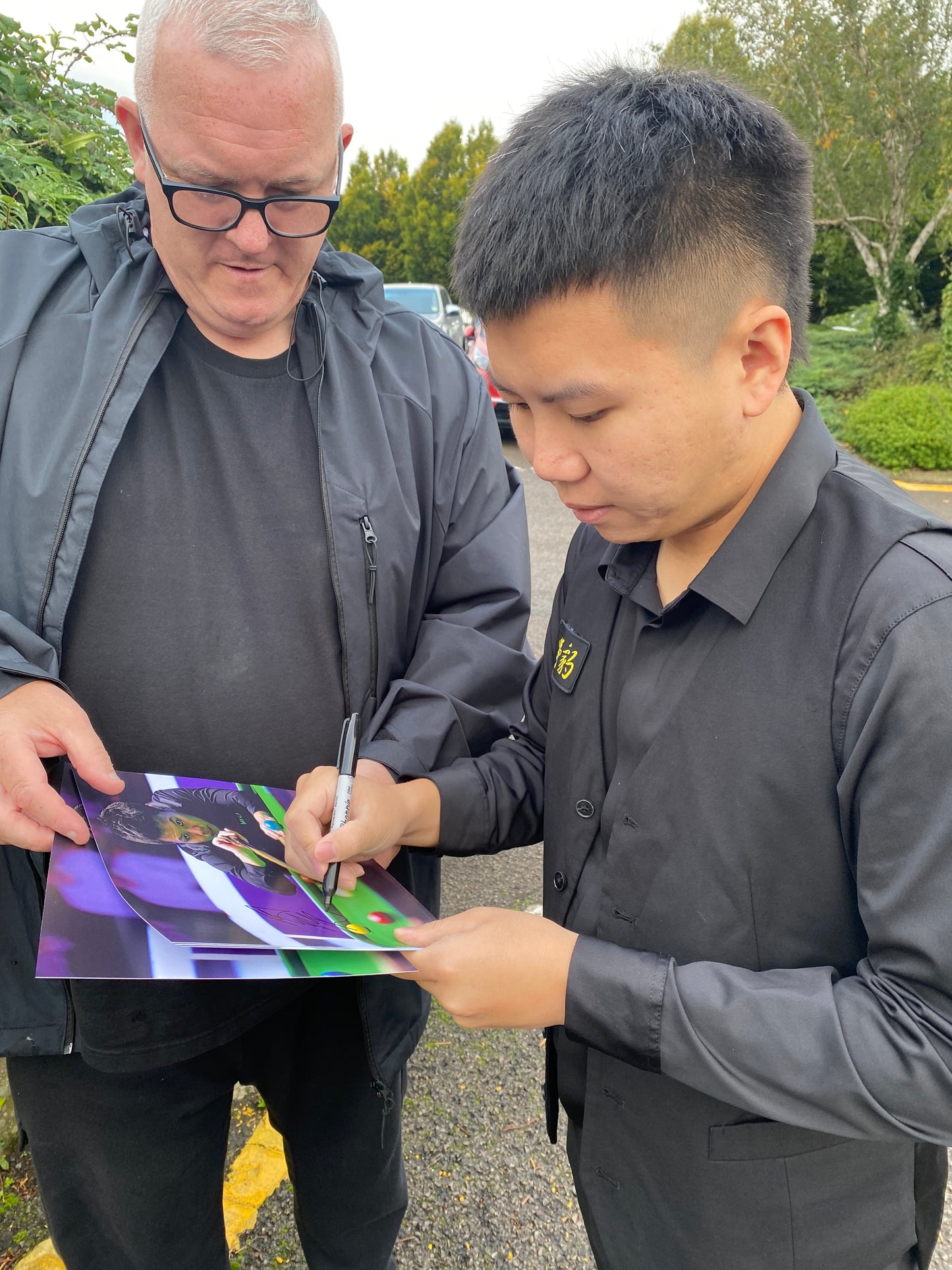 Snooker Zhou Yuelong personally signed photograph