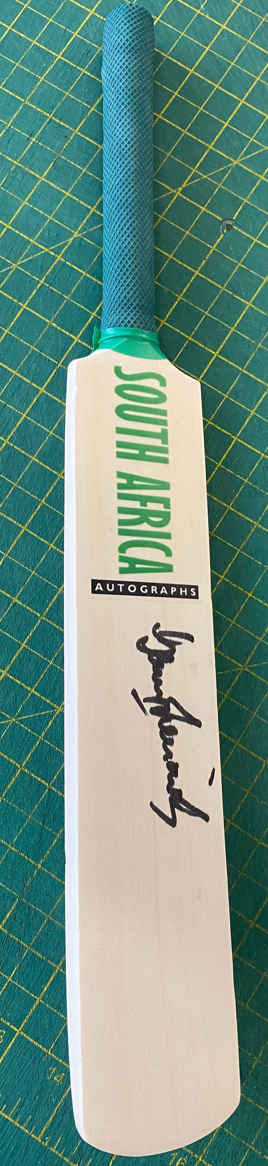 Cricket South Africa Barry Richards personally signed mini S/A bat