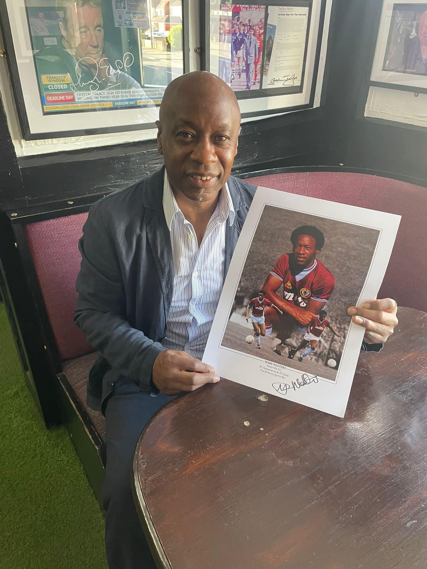 Aston Villa Mark Walters personally signed photograph