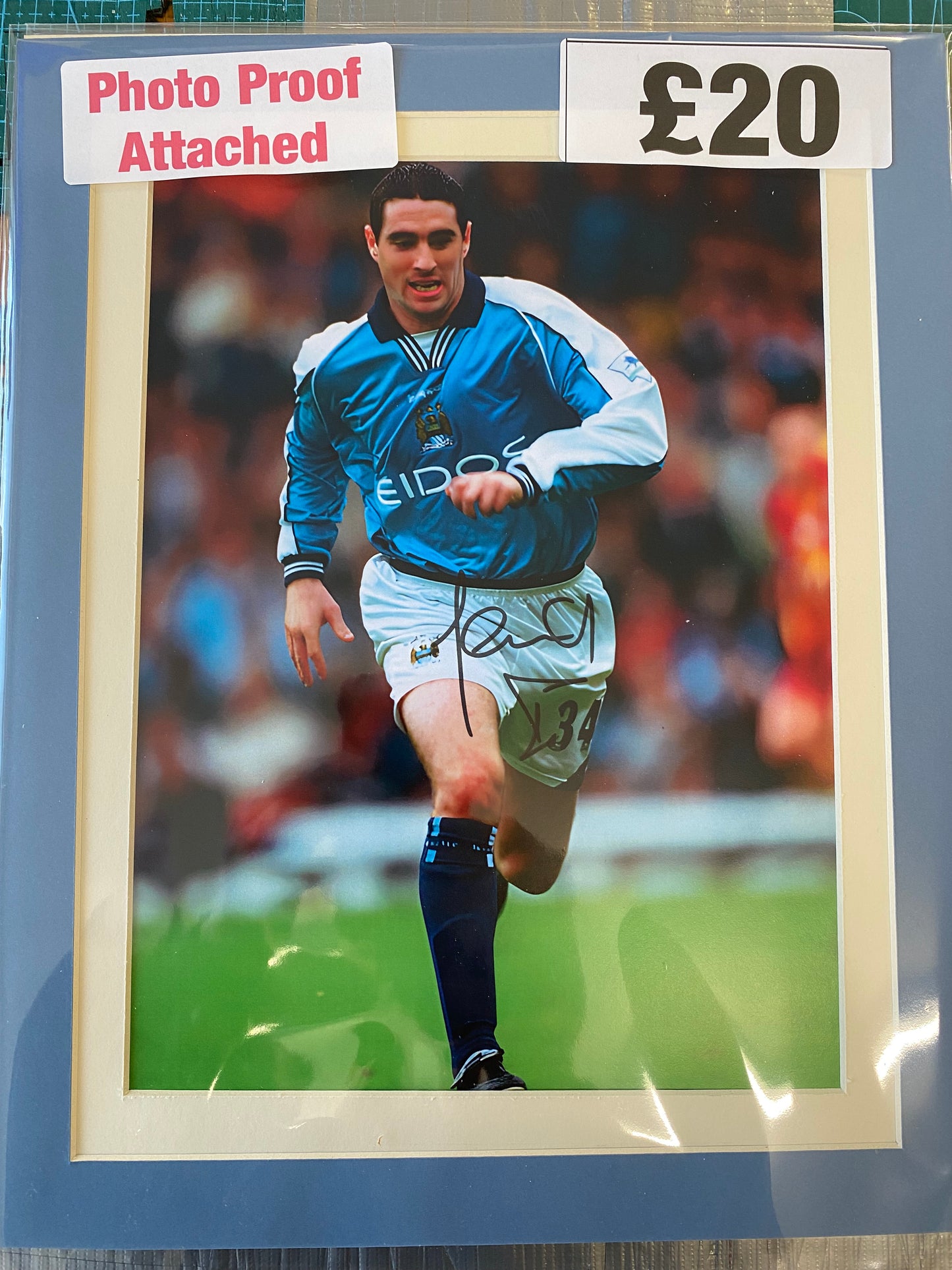 Manchester City Mark Kennedy personally signed photograph