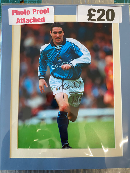 Manchester City Mark Kennedy personally signed photograph