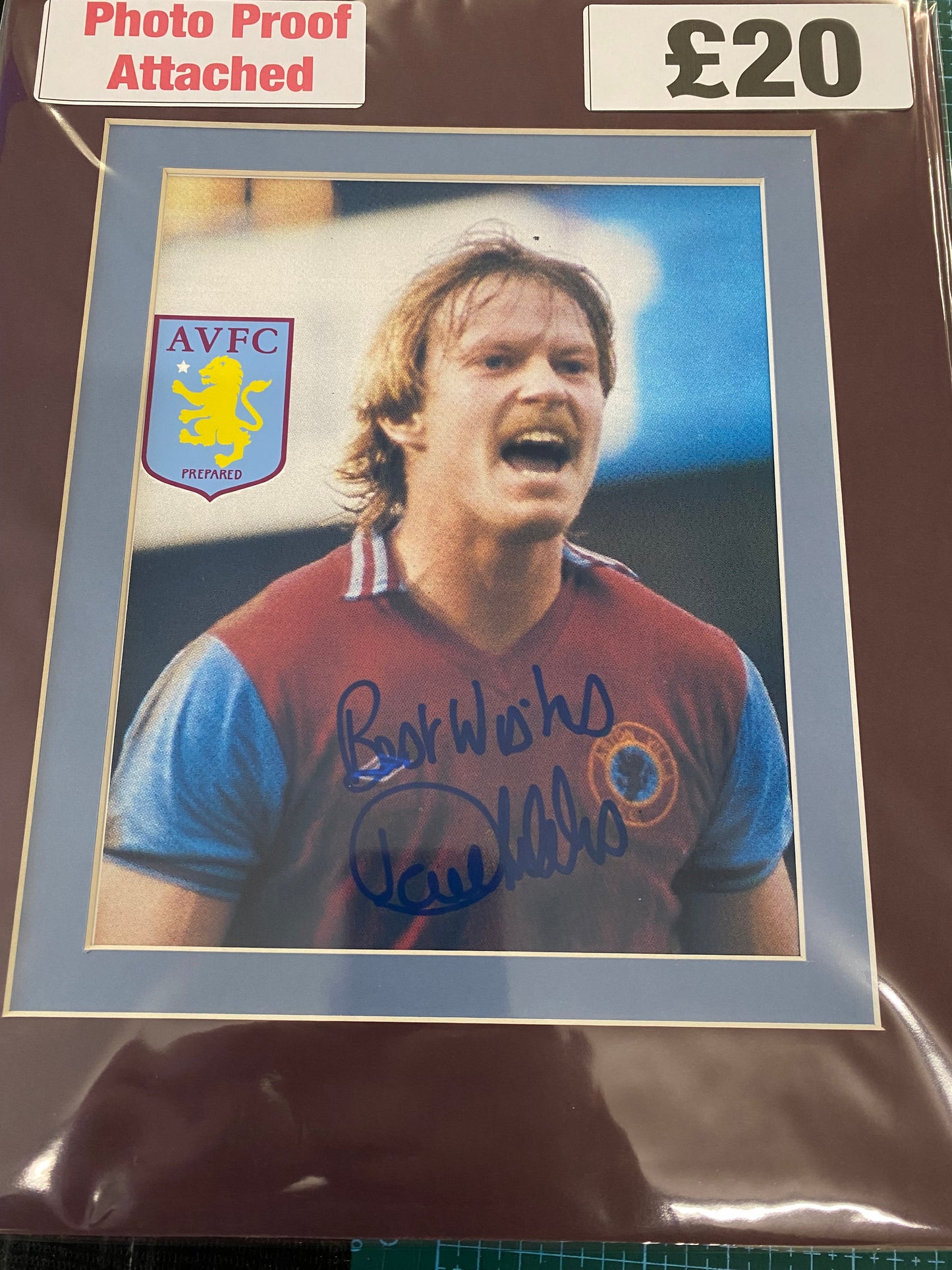 Aston Villa David Geddis personally signed photograph