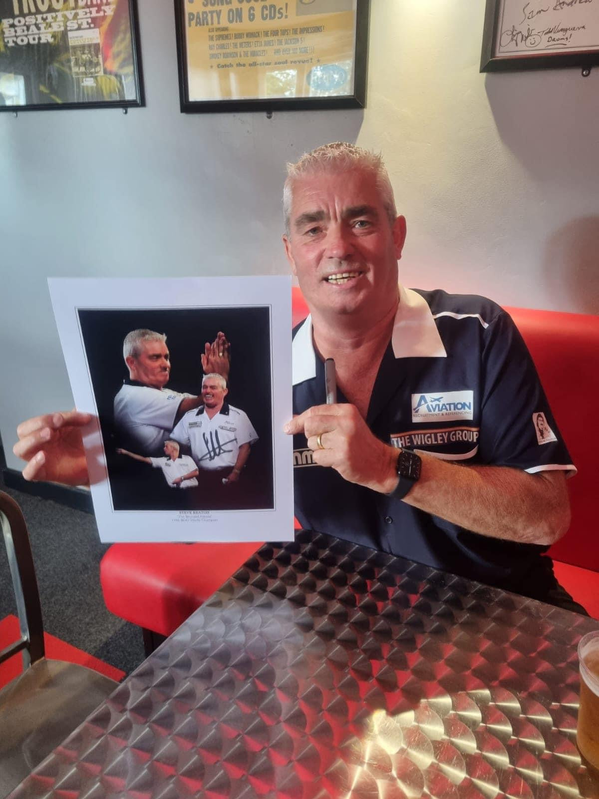 Darts Steve Beaton personally signed limited edition print