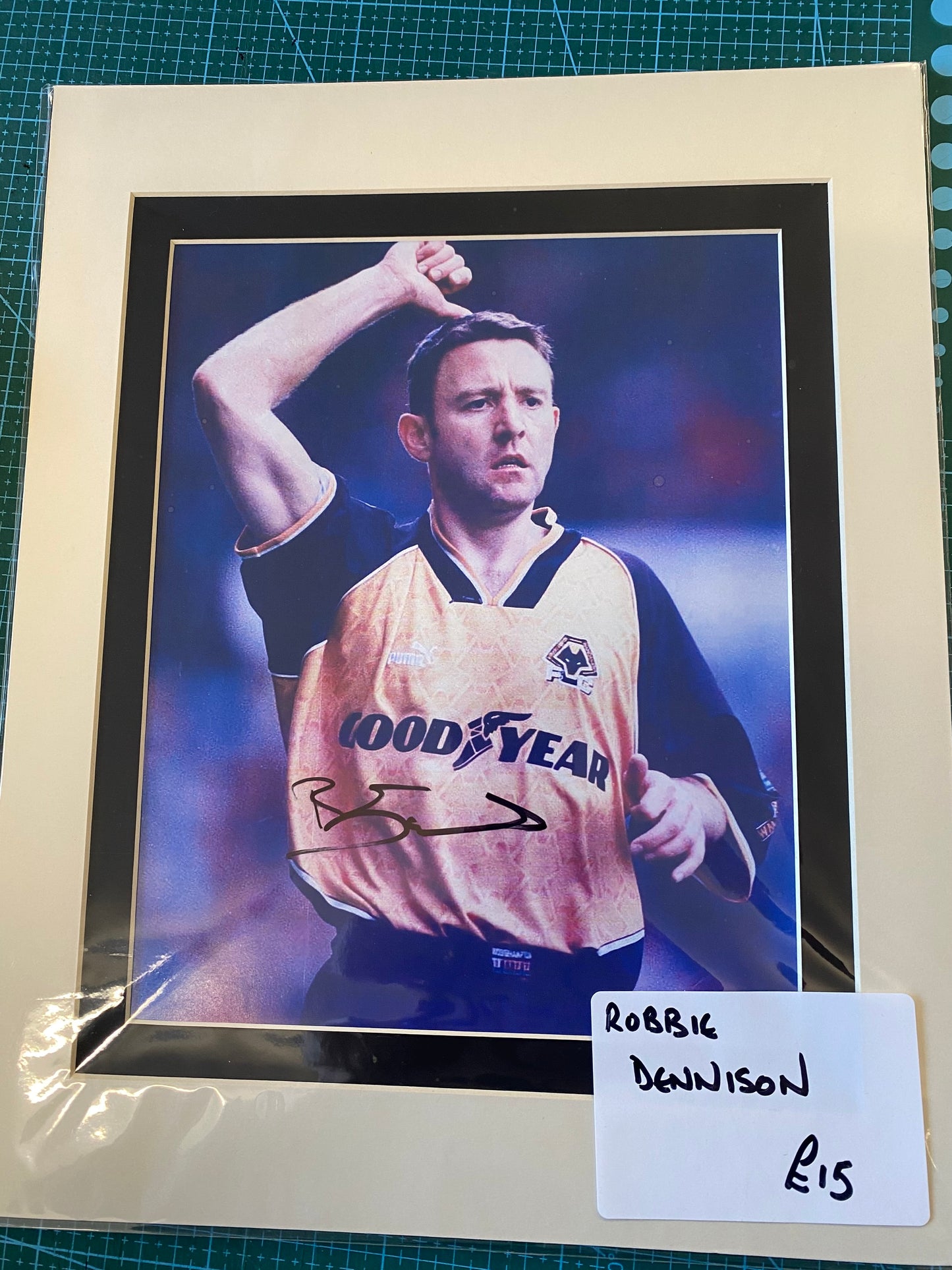 Wolverhampton Wanderers Robbie Dennison personally signed photograph