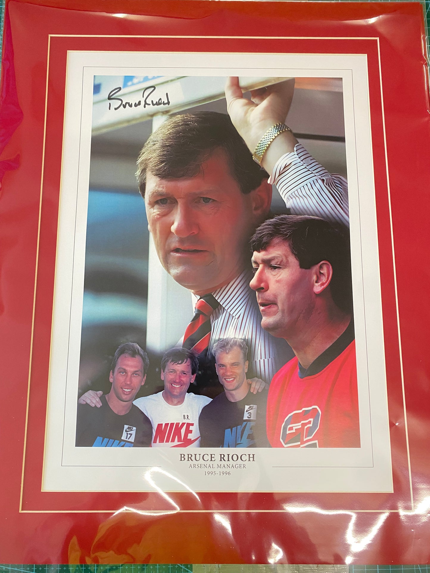 Arsenal Manager Bruce Rioch personally signed limited edition print.