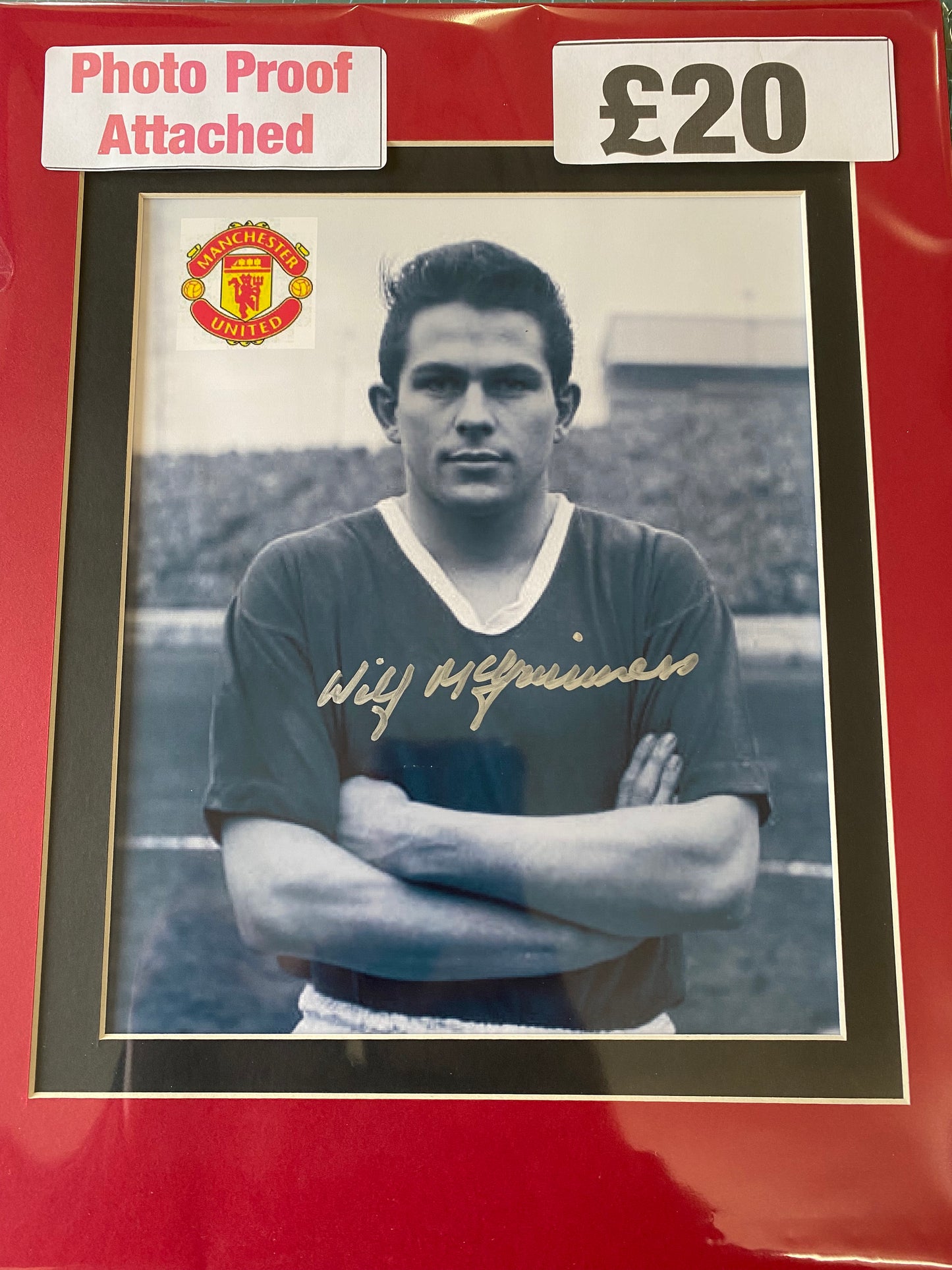 Manchester United manager Wilf McGuinness personally signed photograph