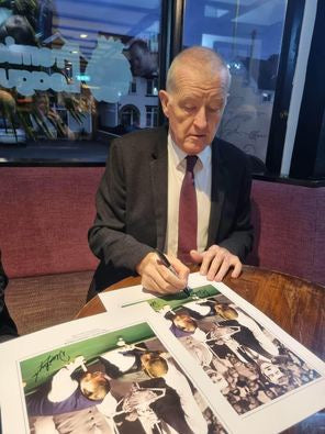 Snooker Steve Davis personally signed photograph