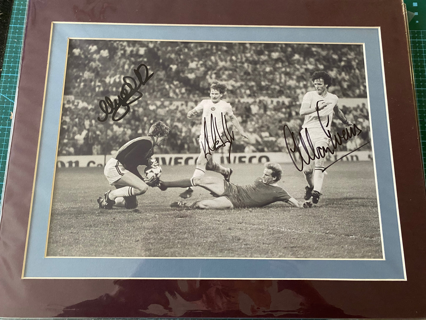 Aston Villa 1982 European Cup photo personally signed by Nigel Spink, Ken a Mcnaught & Allan Evans