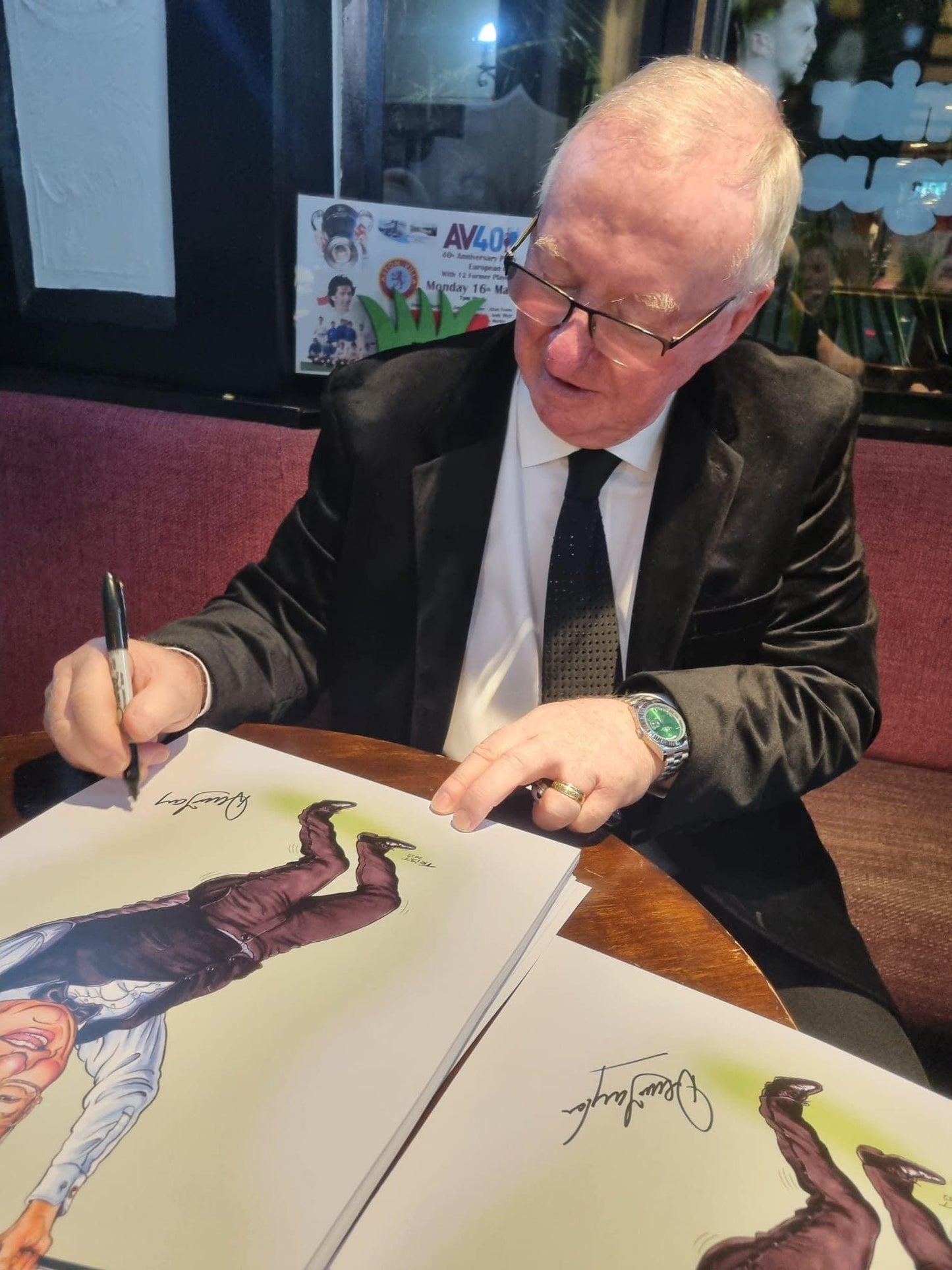 Snooker Dennis Taylor personally signed montage