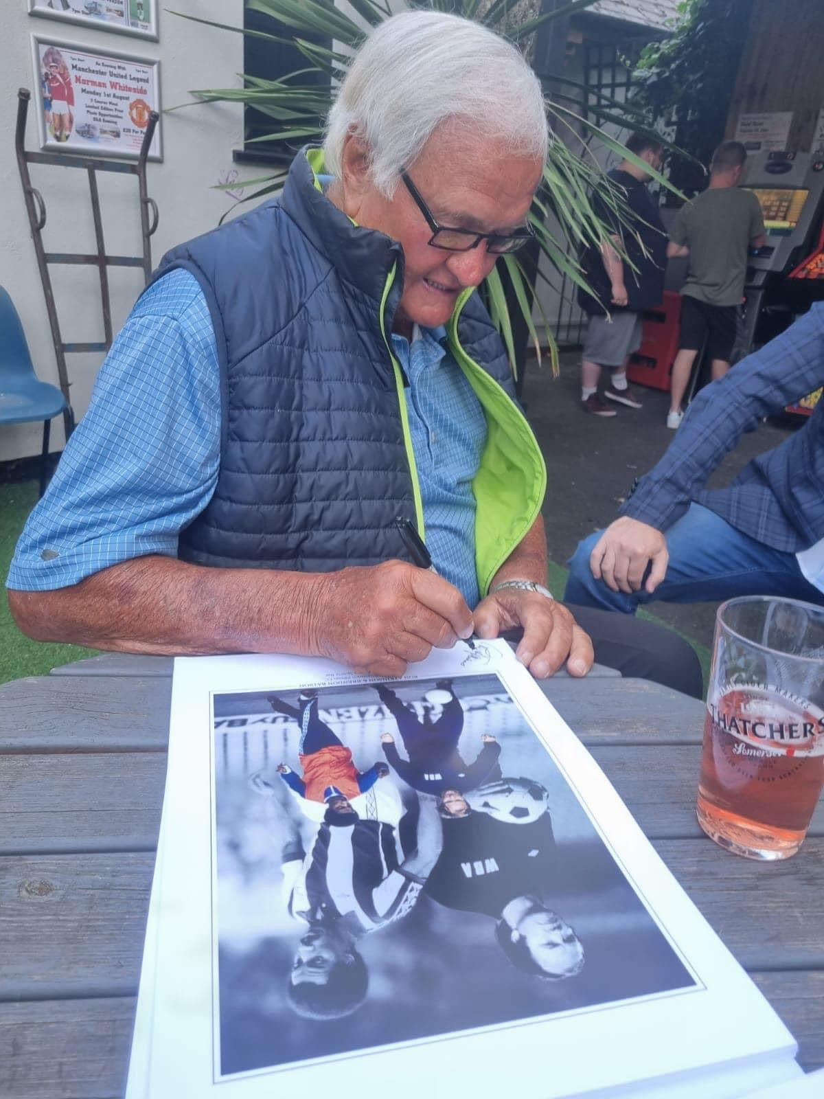 Manchester United, Aston Villa, West Bromwich Albion Ron Atkinson personally signed autobiography “A different Ball Game”