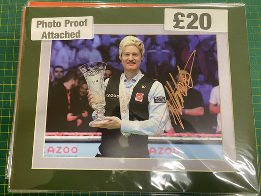 Snooker Neil Robertson personally signed photograph