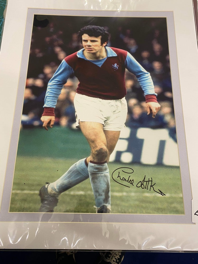 Aston Villa Charlie Aitken personally signed photograph